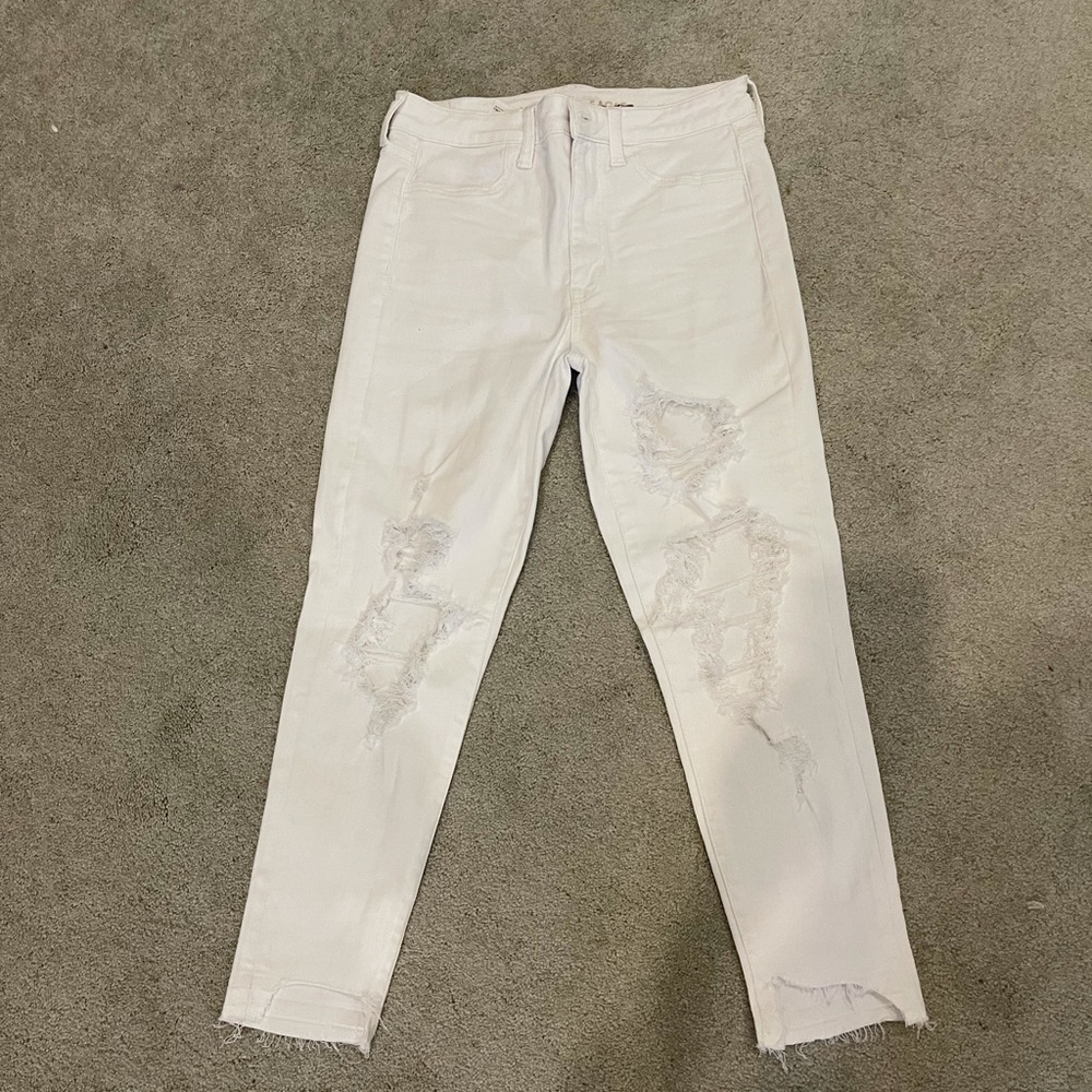 American Eagle white cropped jeans size 8